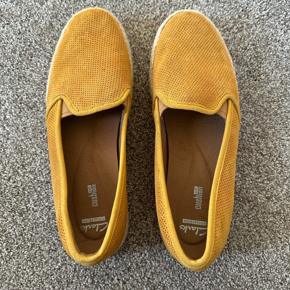 Clarks Men's Mustard Slip-On Loafers